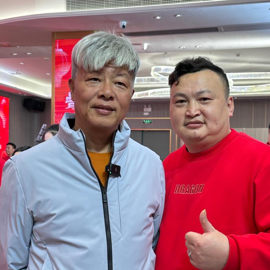 霞湖世家男装胖哥服饰