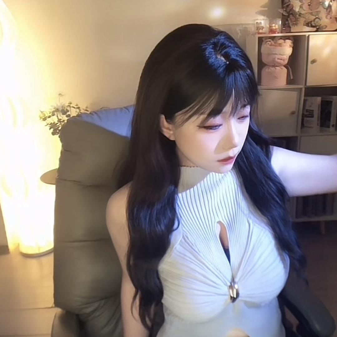 一凡凡
