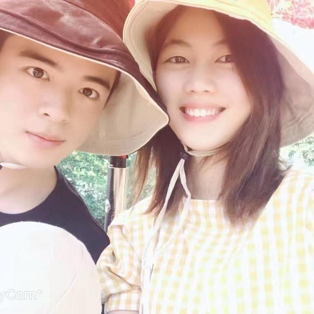 小周爱老婆（陪她打怪兽）