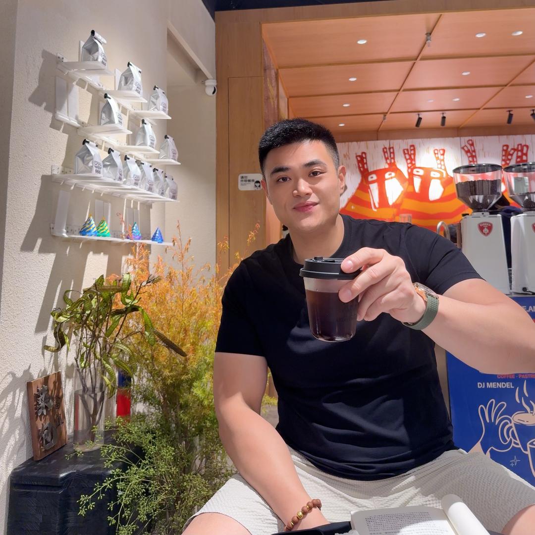 洛基少吃点苦～☕️