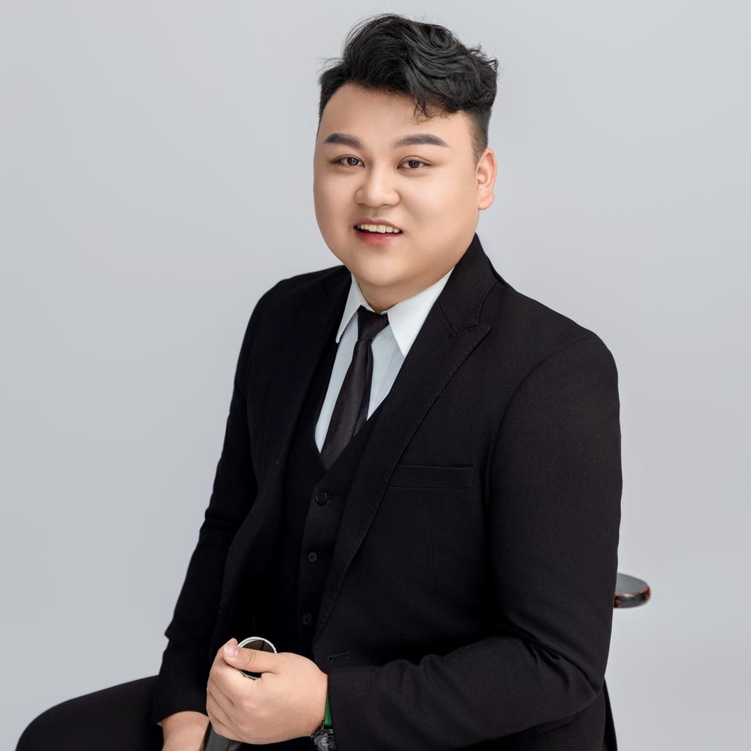 湖南艺考罗老师