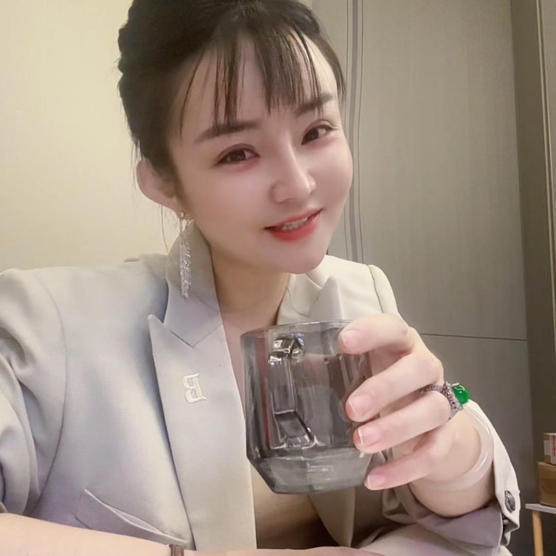 百变哪吒日常分享
