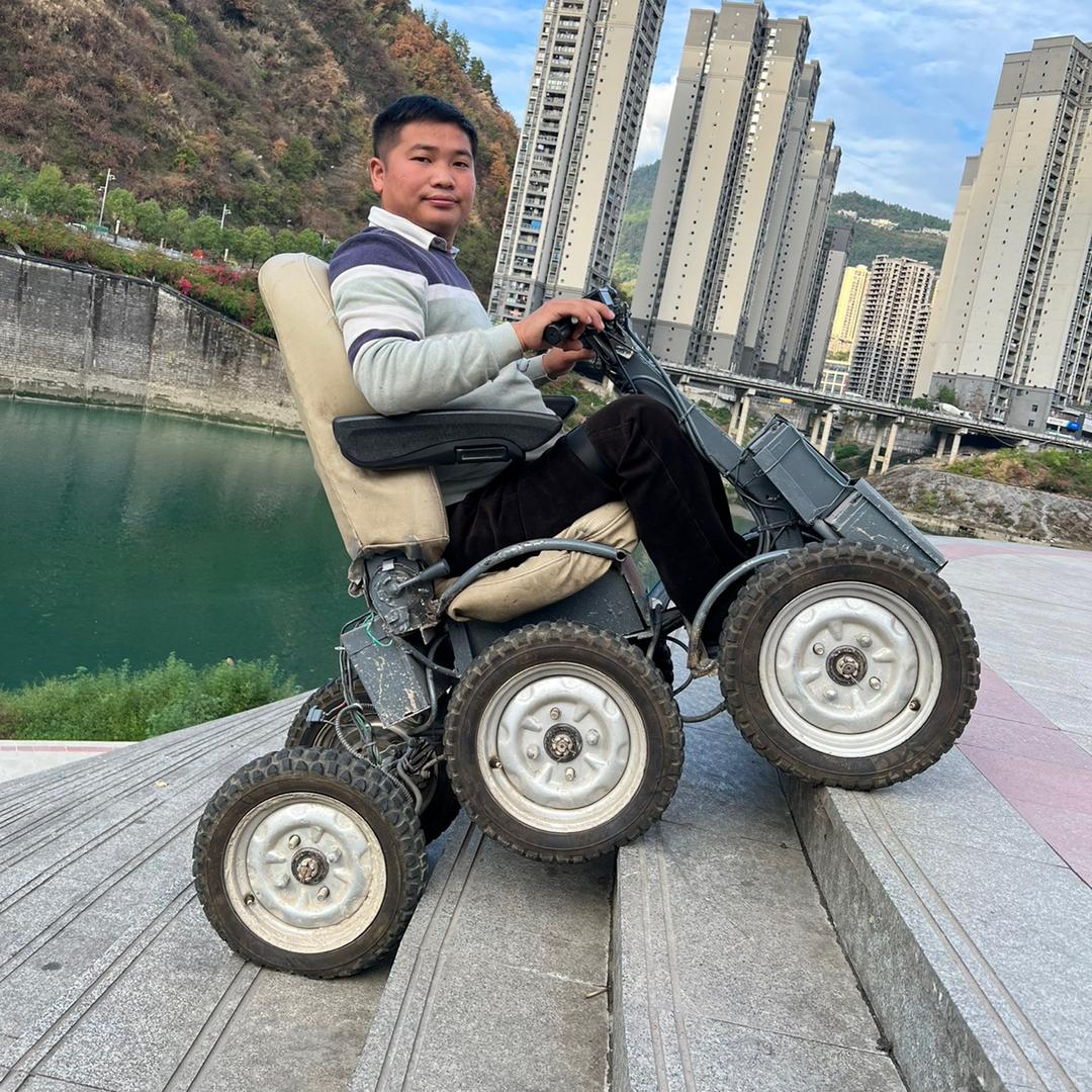 @彭水王万泽