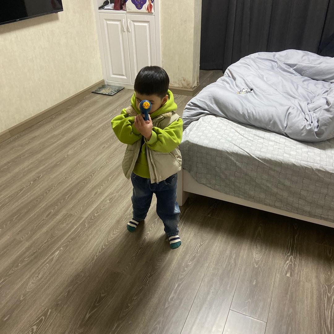 整天哈哈哈哈哈哈哈