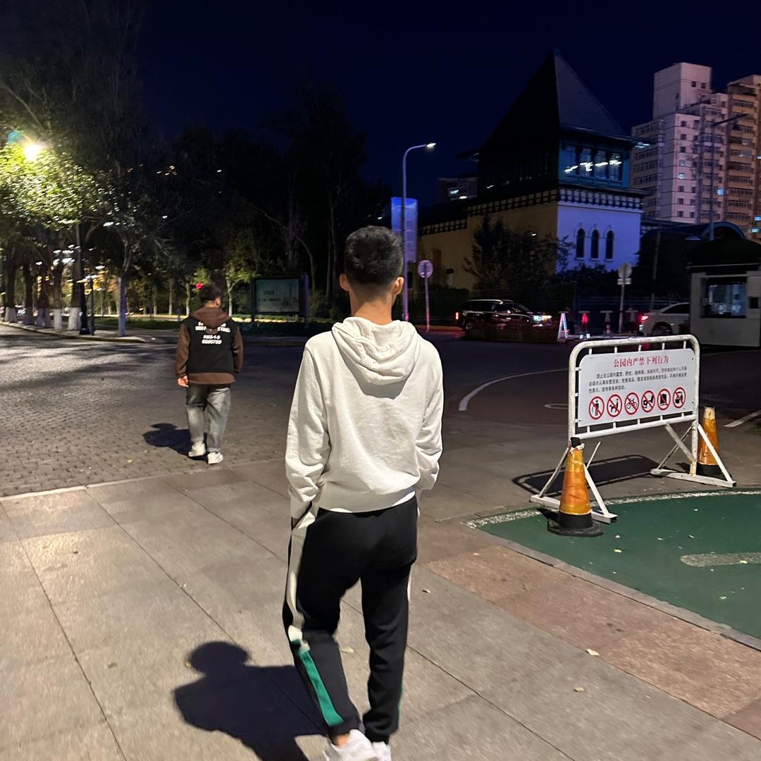 A梦醒人离_2127