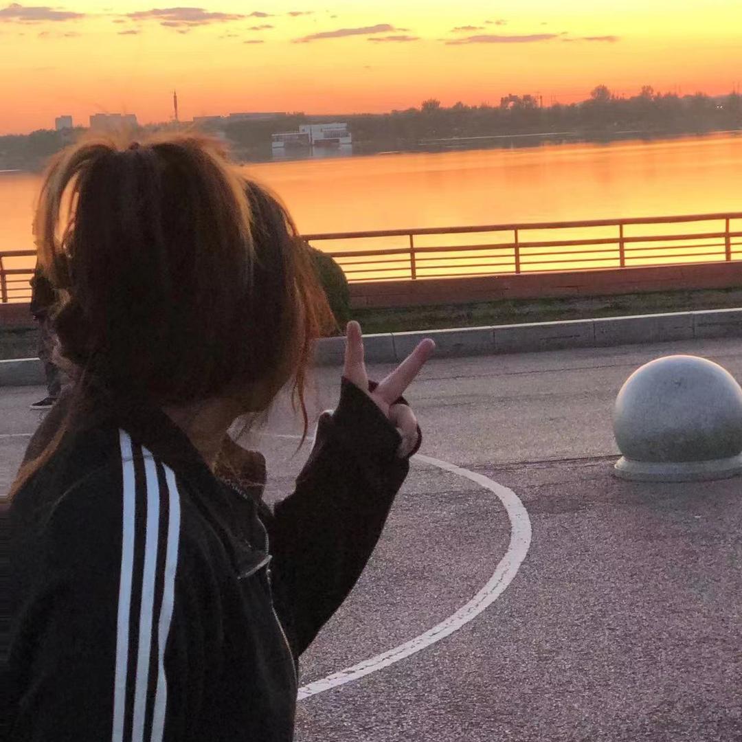 大哈哈特体大码女装