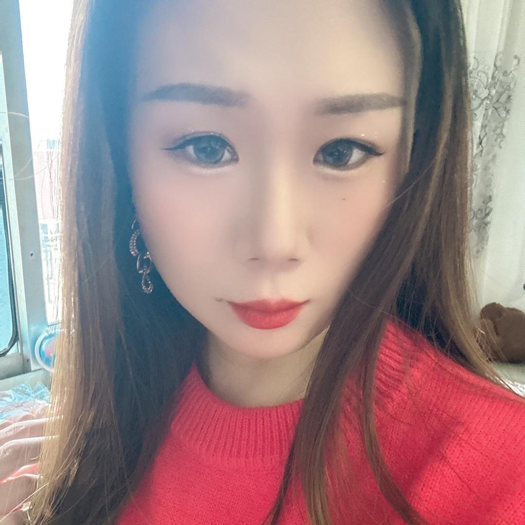 依依