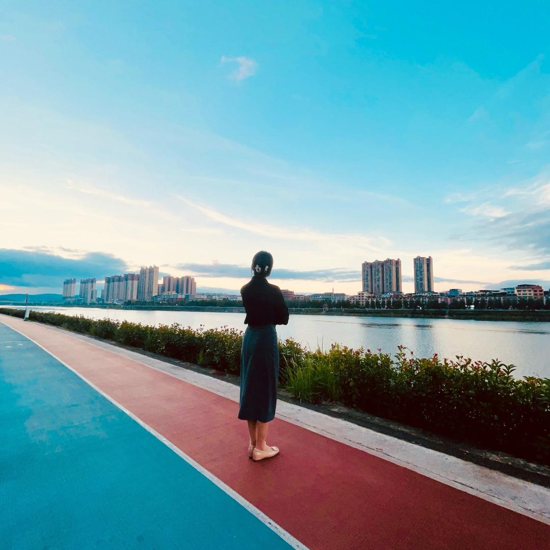 瑶寨夫人 富姐一枚