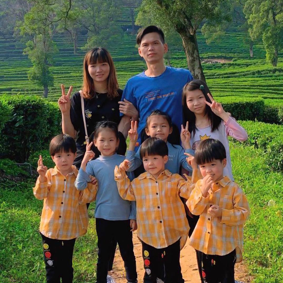 小英家有六宝