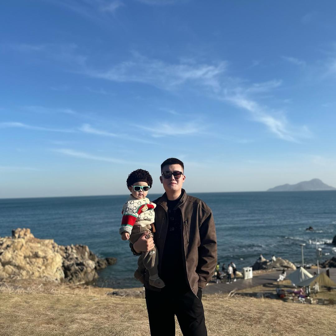 仲蔚坤_