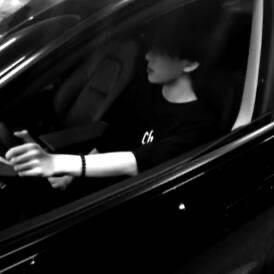 YeoL-one year.17