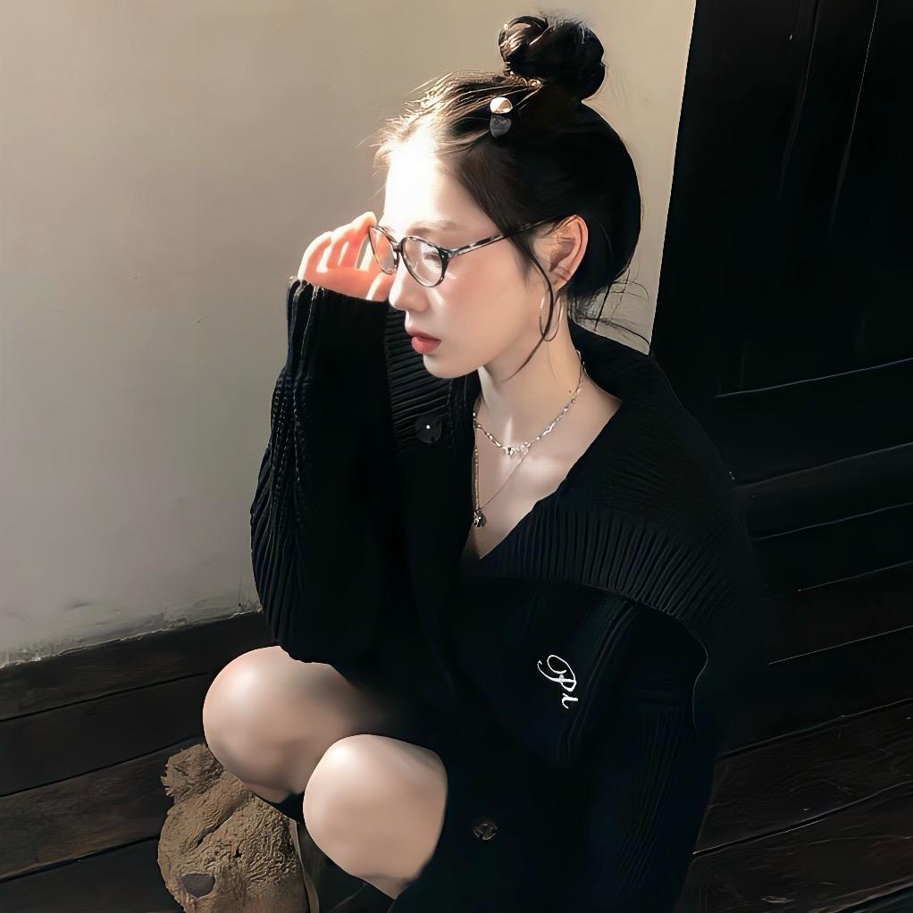 茹.