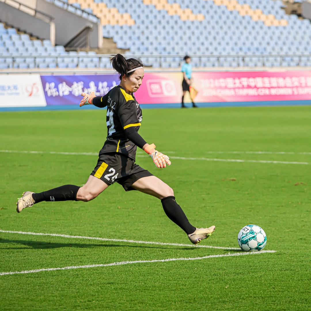 ⚽️是明小居吖🧤