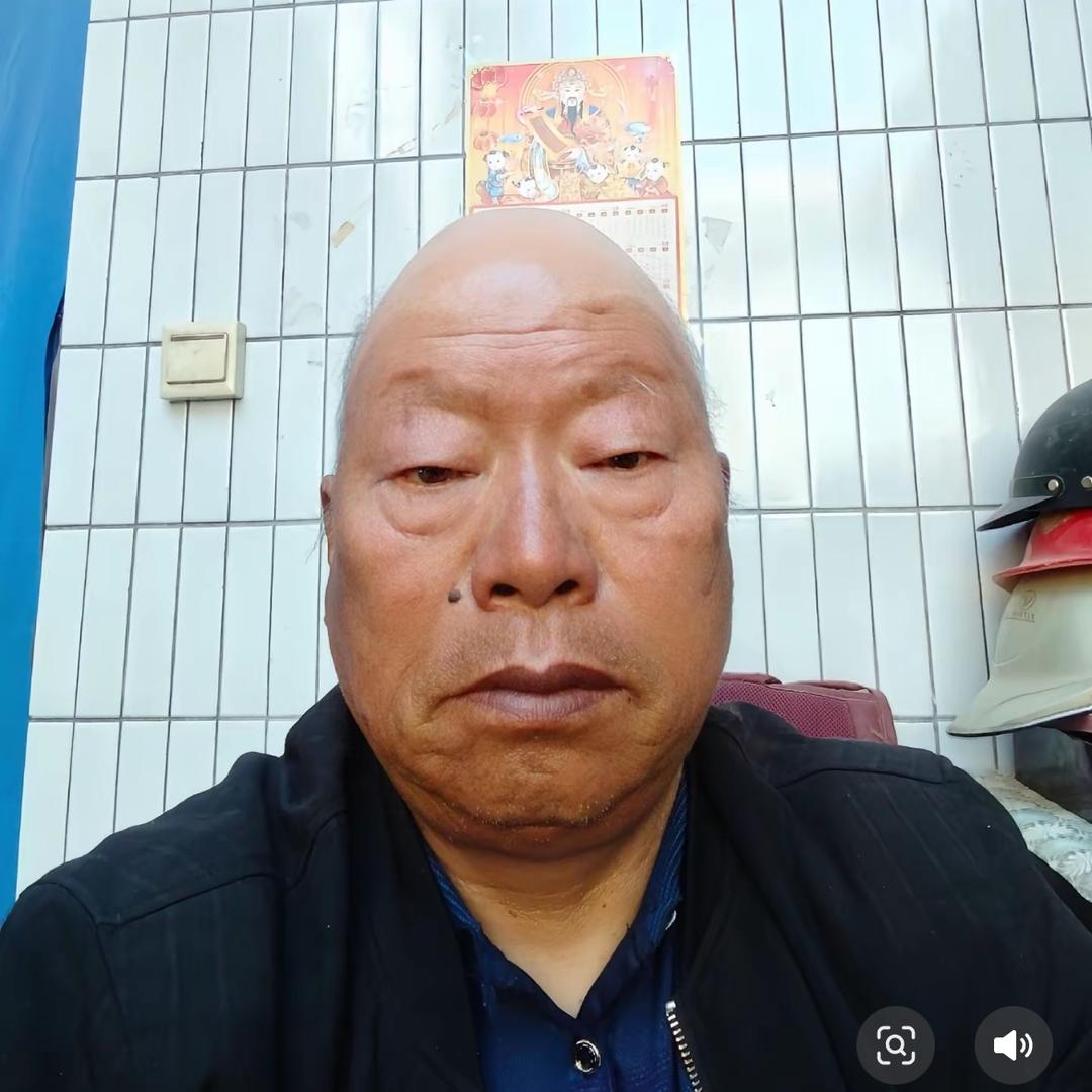 用户882773899