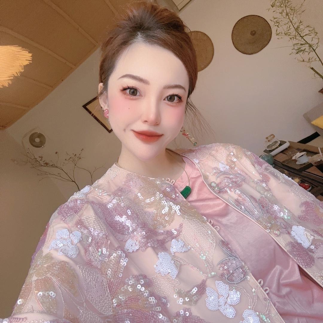 曦衣欧秀（正在直播）