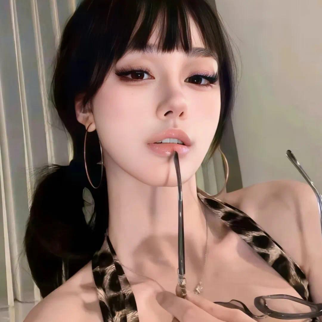 吐泡泡的小榆