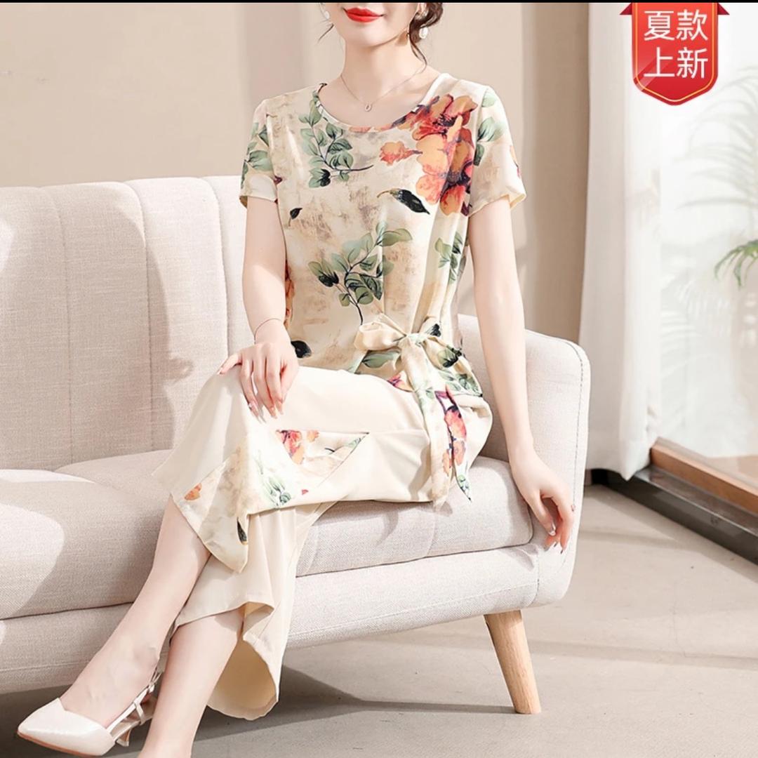 刘夫人精品妈妈装