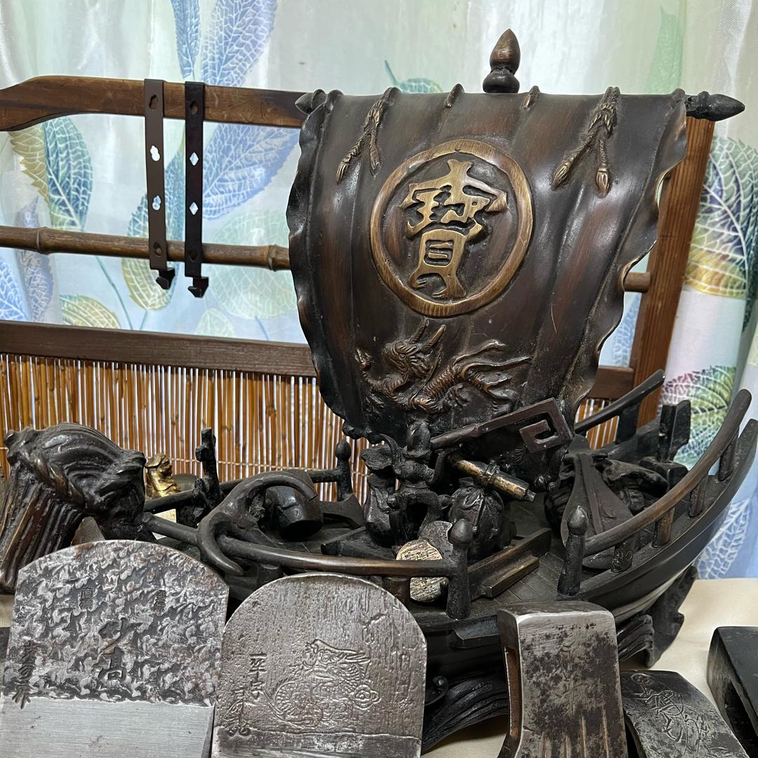 光头强熊二中古店