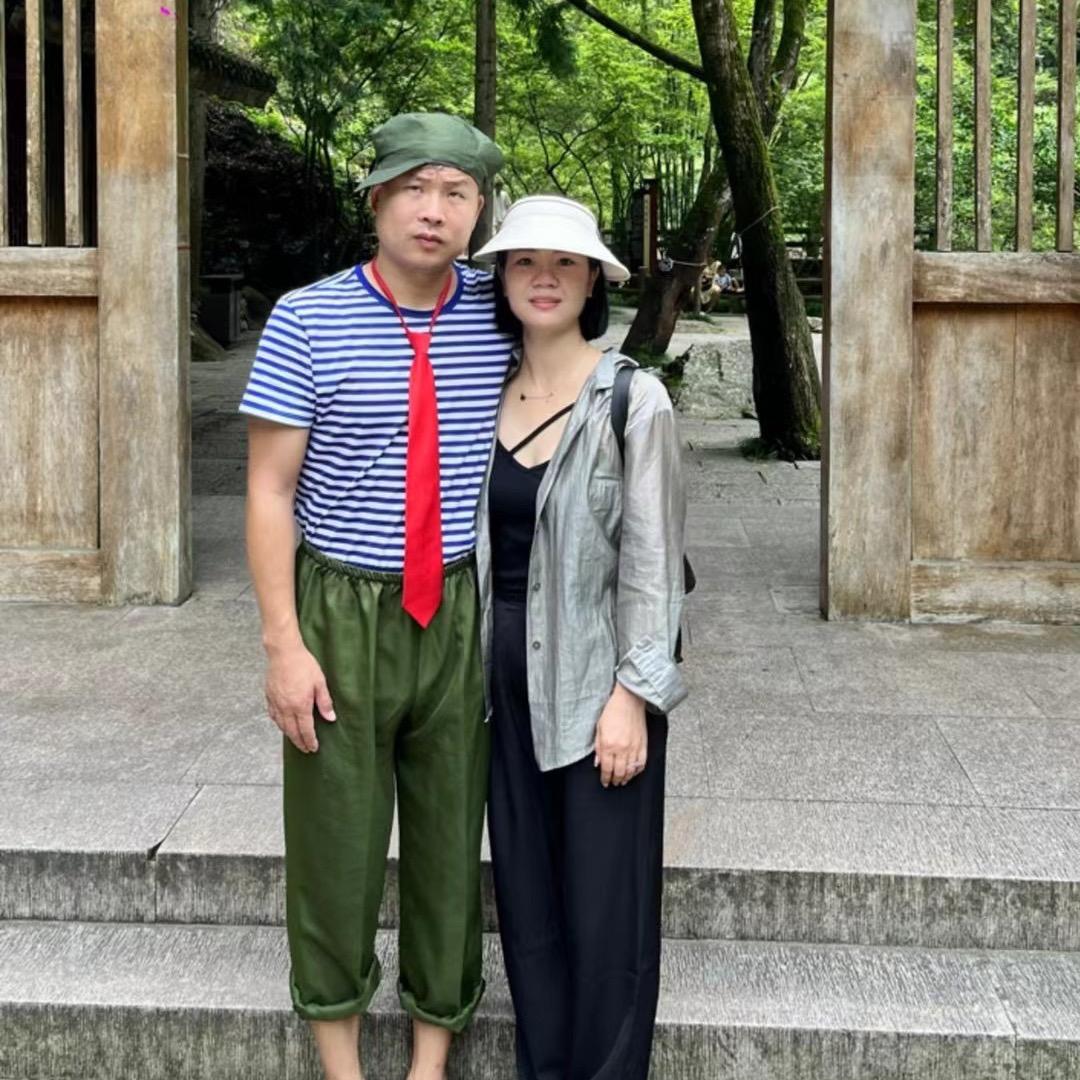 陈威夫妇