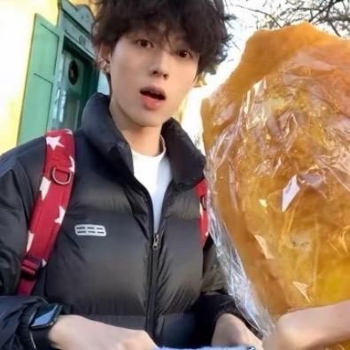 牢门少爷