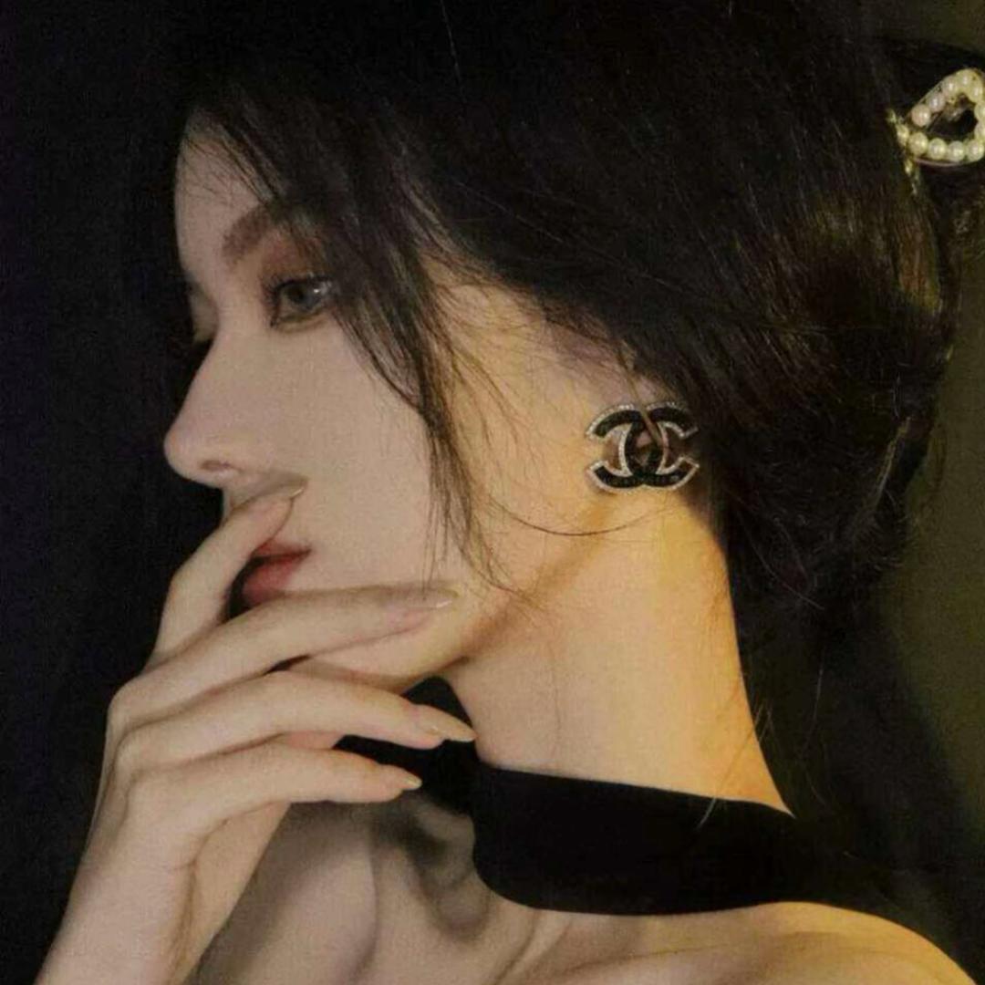 网恋被骗三格电