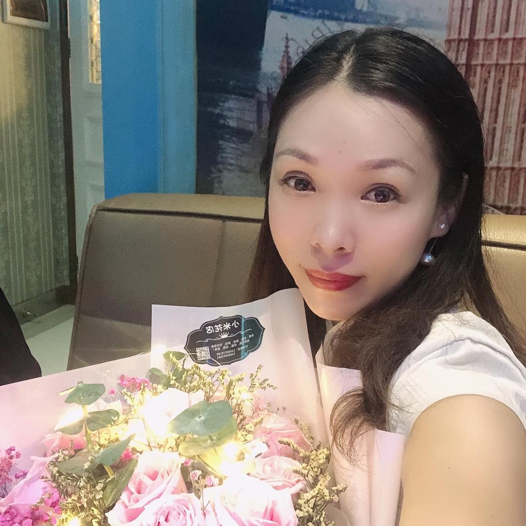华廷专业为您服务.房屋买卖.出租.