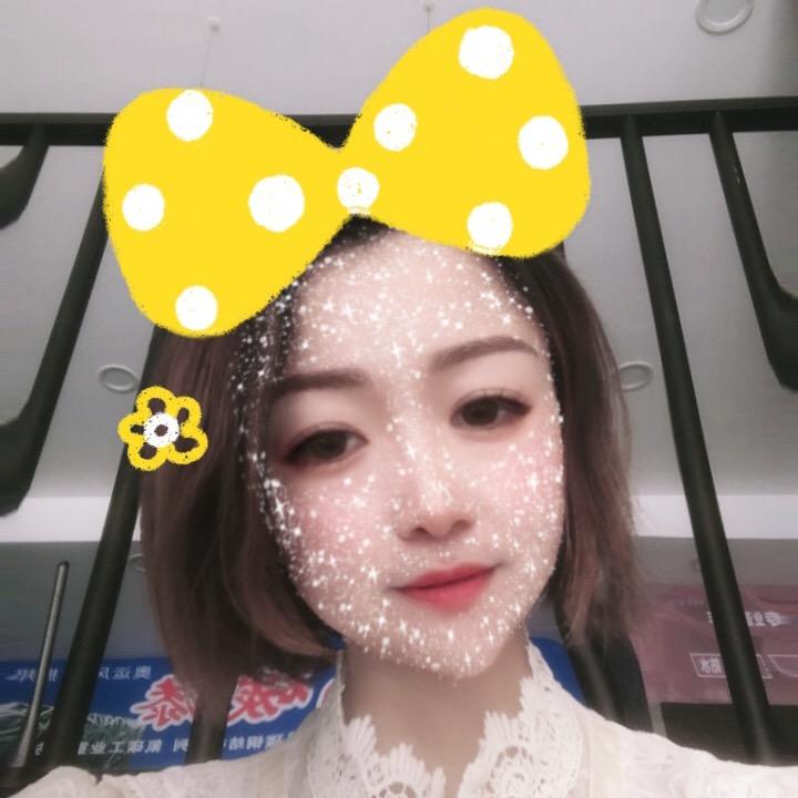 小何探店