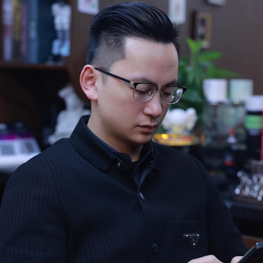 酸汤王子飞锅