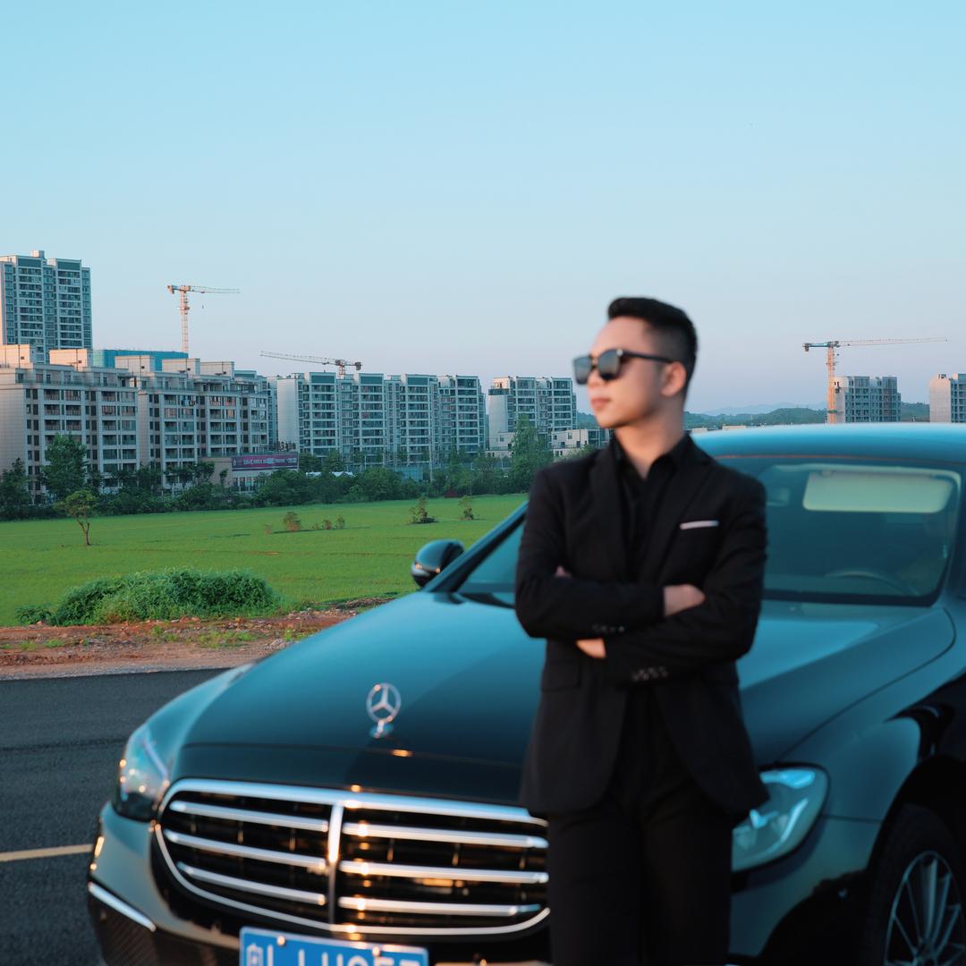 Mr Liu.