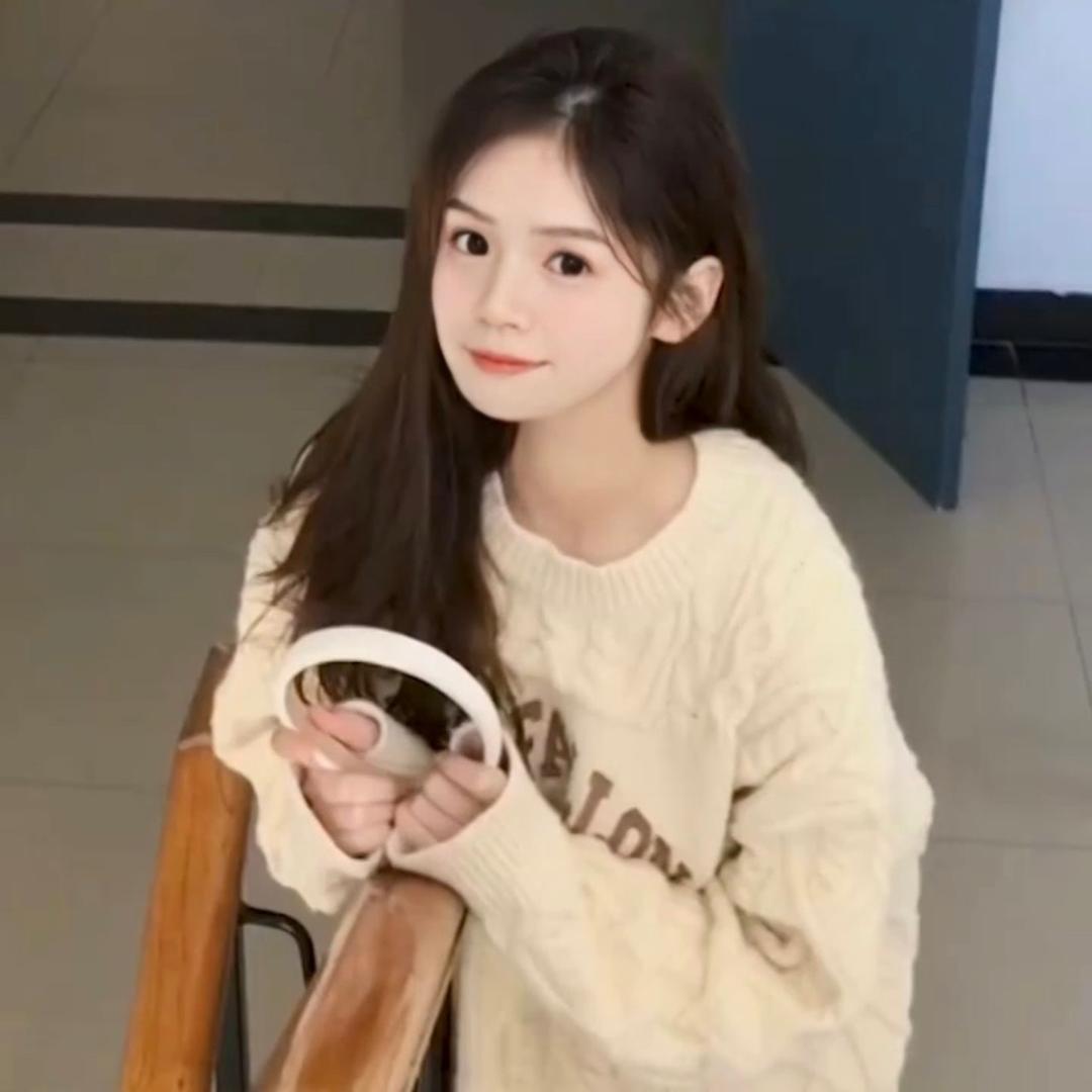 小宝吃蛋挞皮