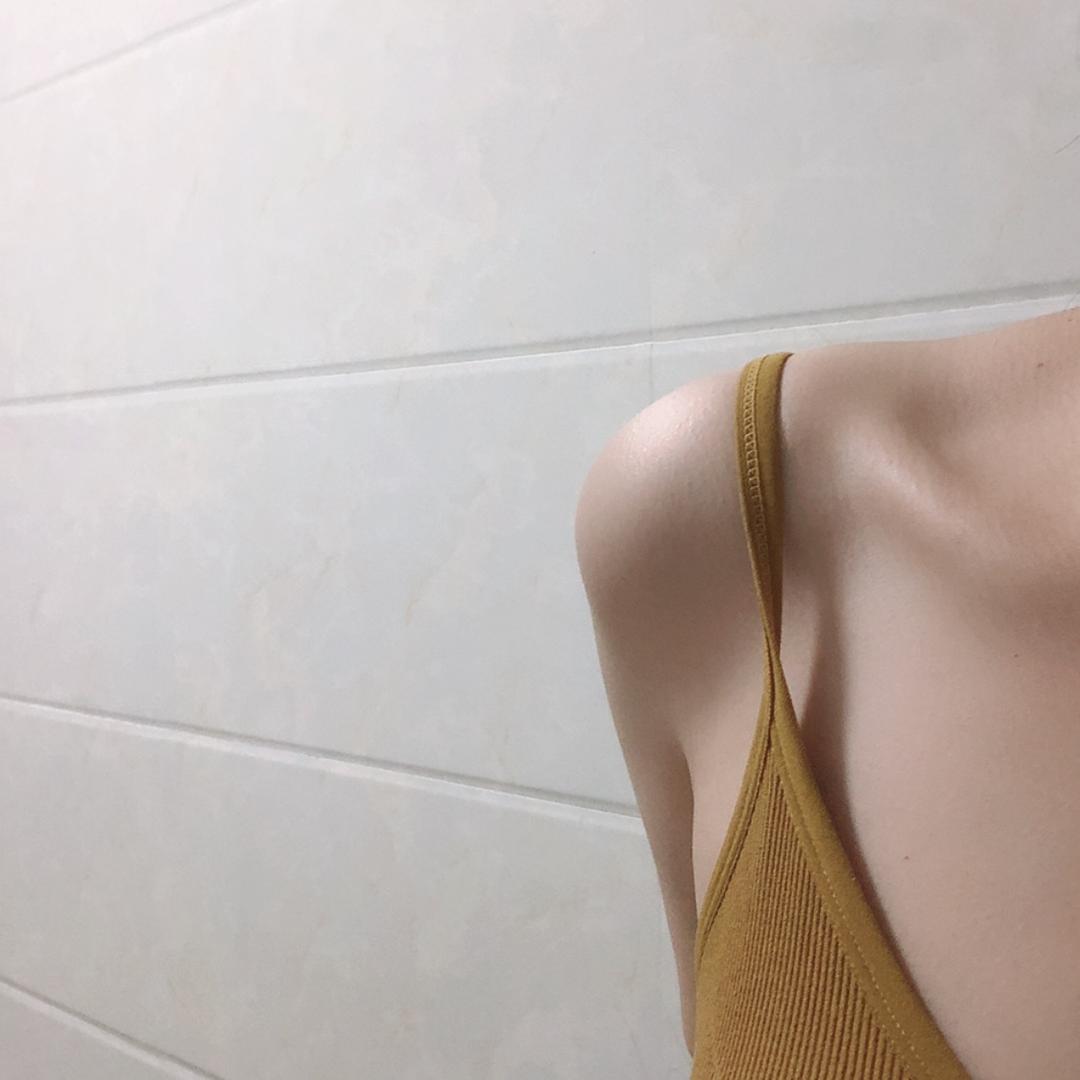钟三岁