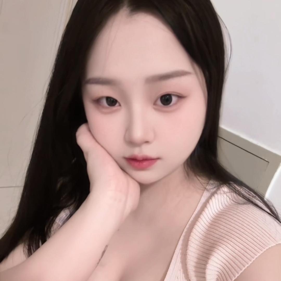 𝓵𝓾𝓬𝓴𝔂甜甜*