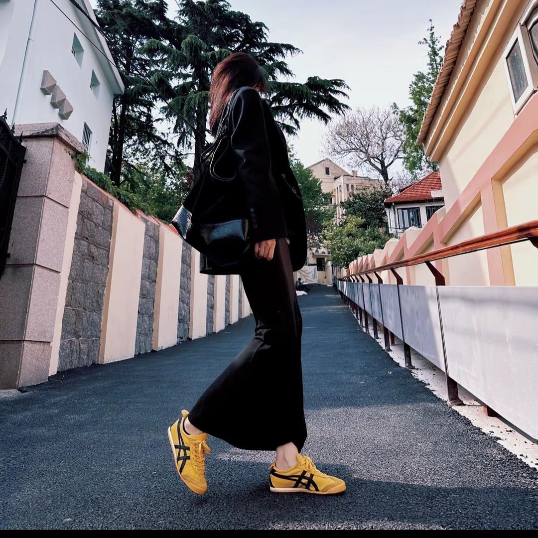 爱吃辣条的那个女的