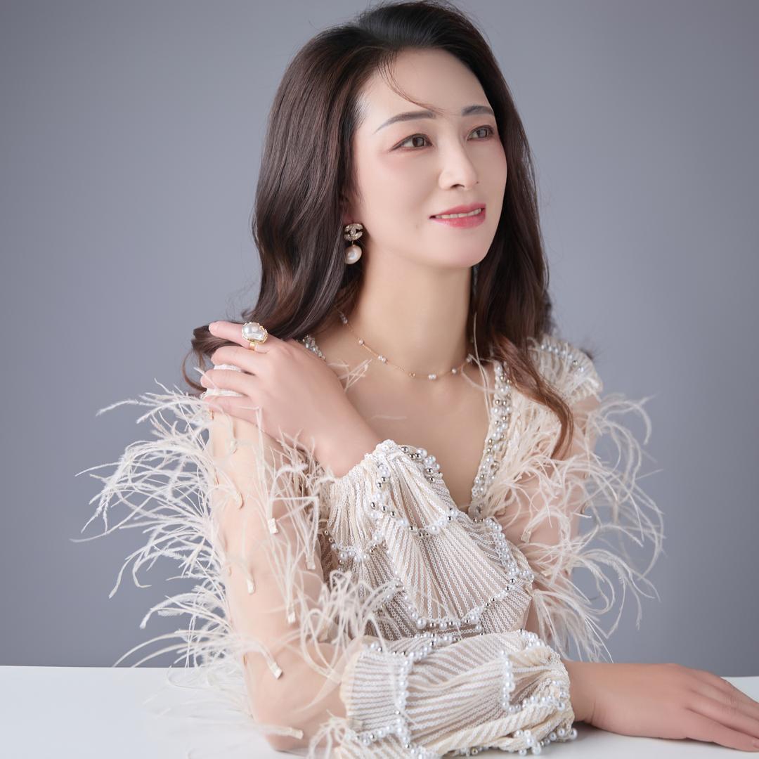 小英🌺