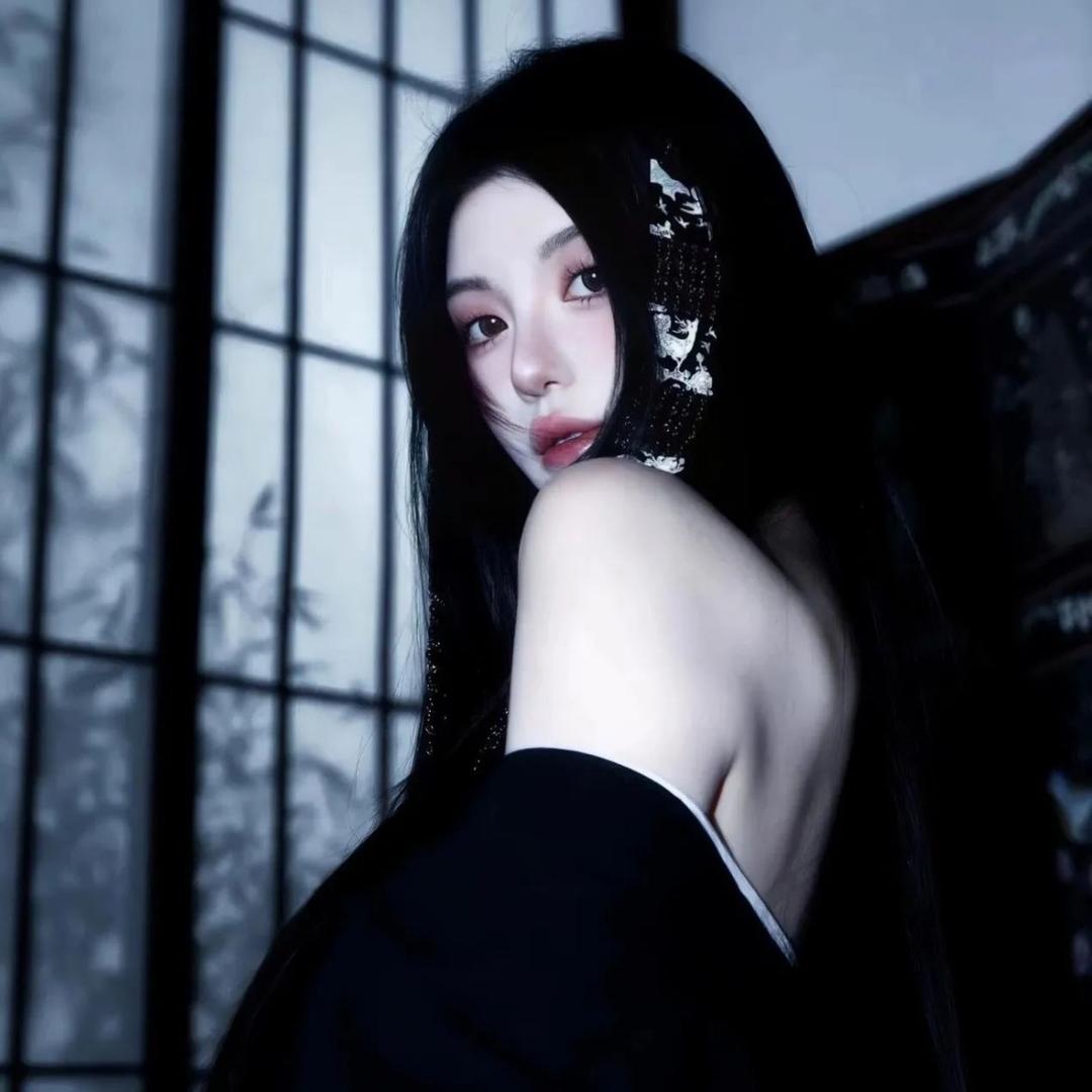 이李小小