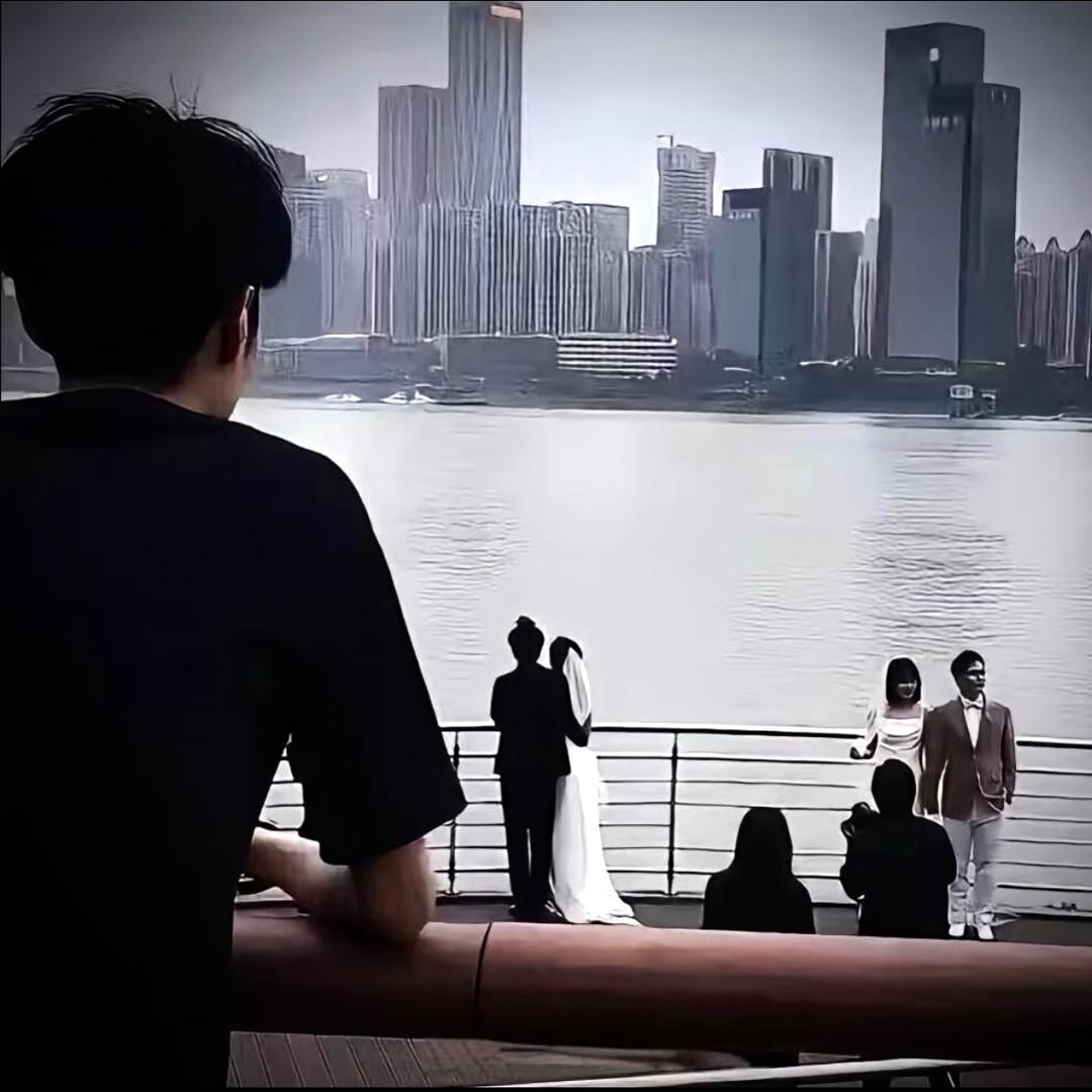 螃蟹在剥我的壳