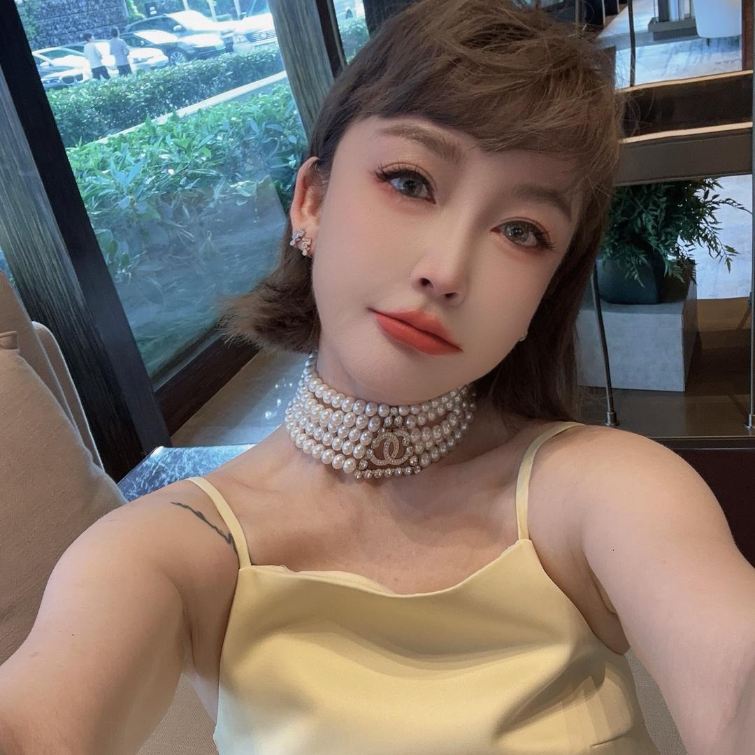 𝓢𝓪𝓫𝓻𝓲𝓷𝓪 🧚‍♀️