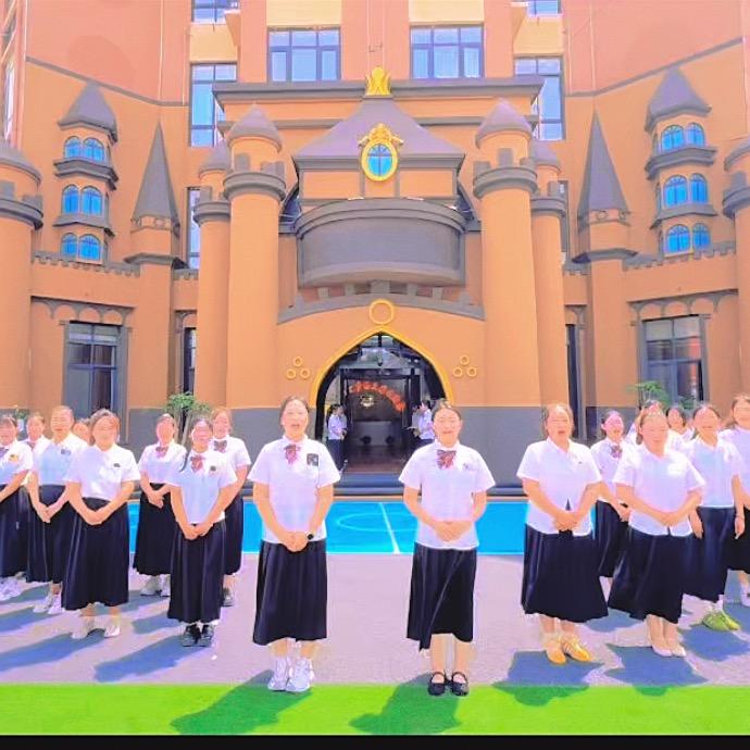 红花童之梦幼儿园🏯