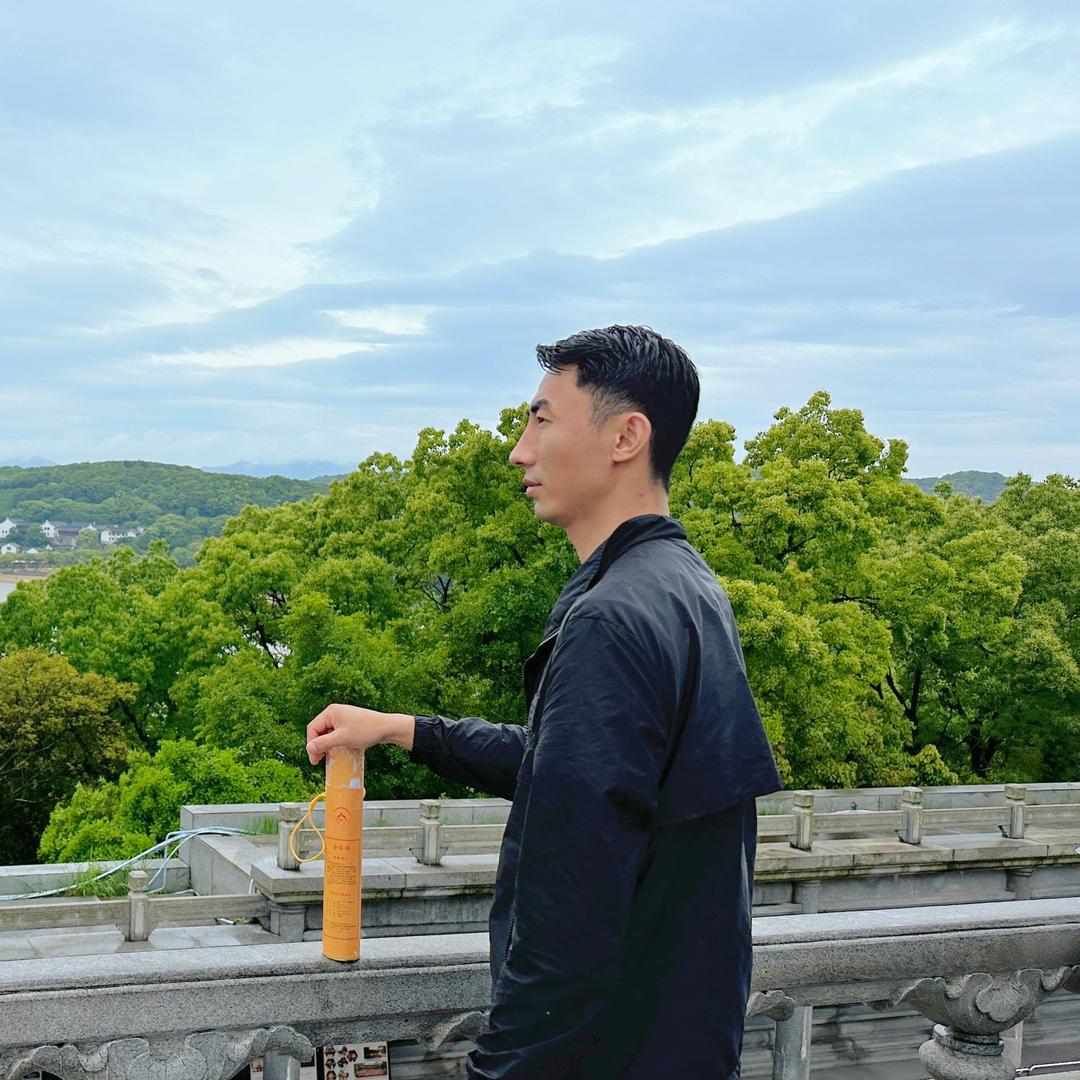 旭先生