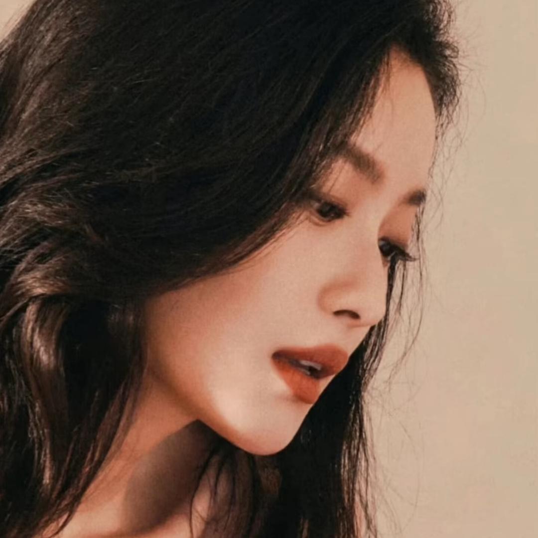 无 声 的 海