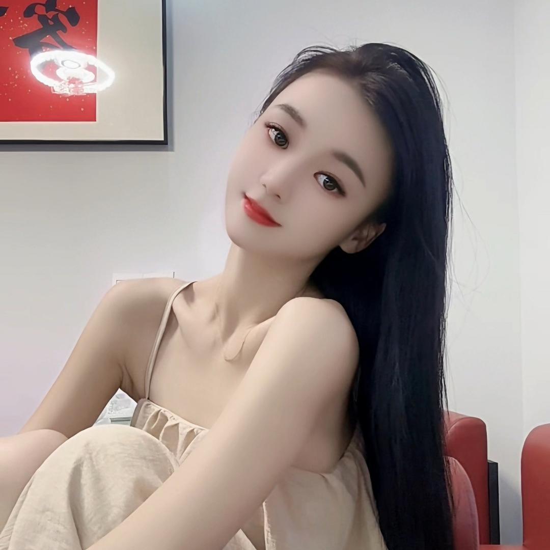 三岁就爱笑呐🌸