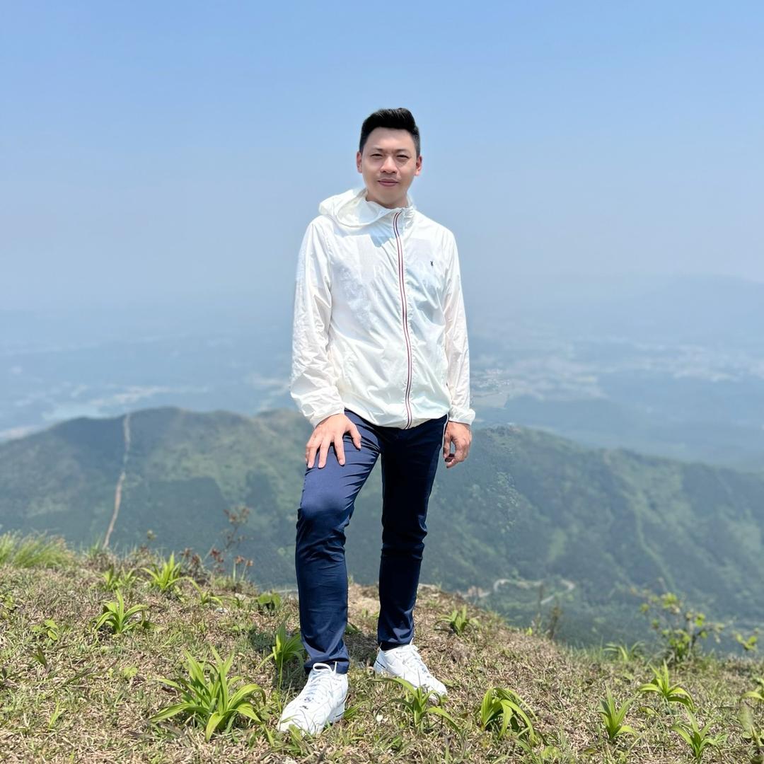 领队阿亮·月亮红生活号