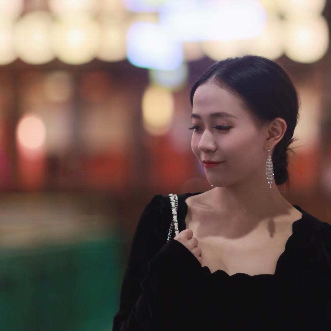 宜宾宋慧乔（招财版）