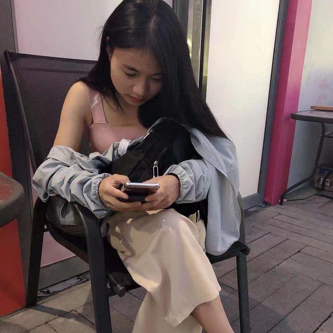 是小燕子吖