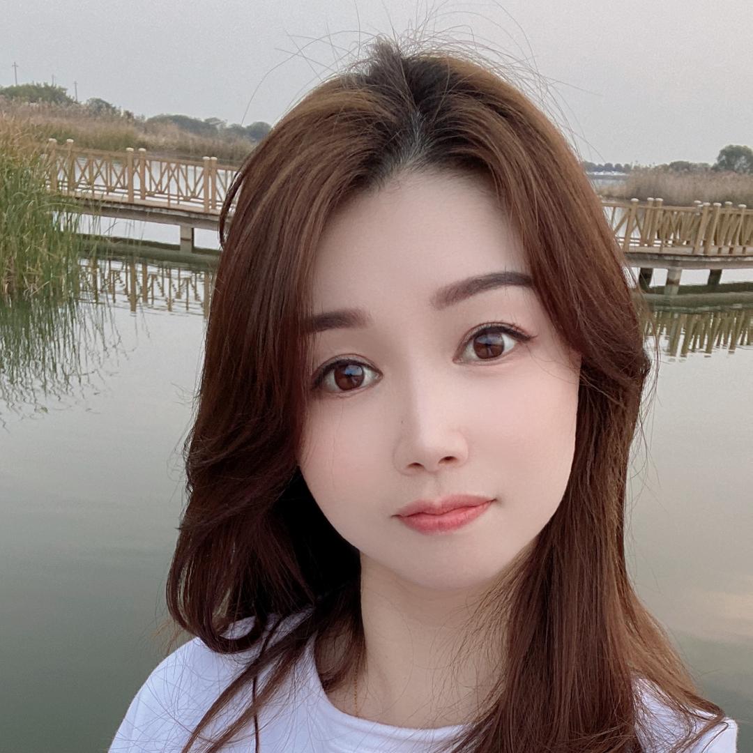 一笑而过琪琪