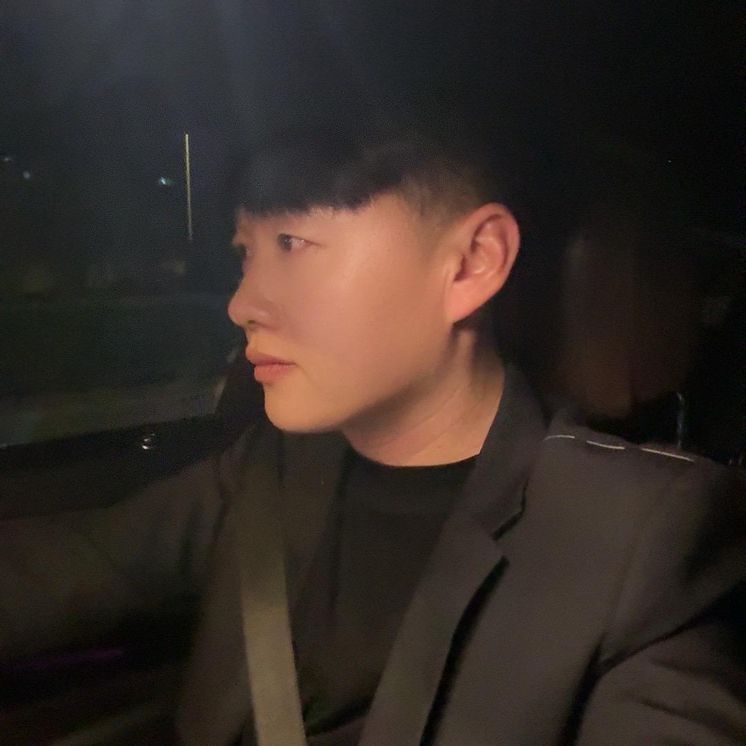 这个少年曾经多普通
