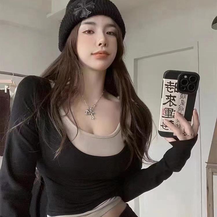 欣欣精品服饰--