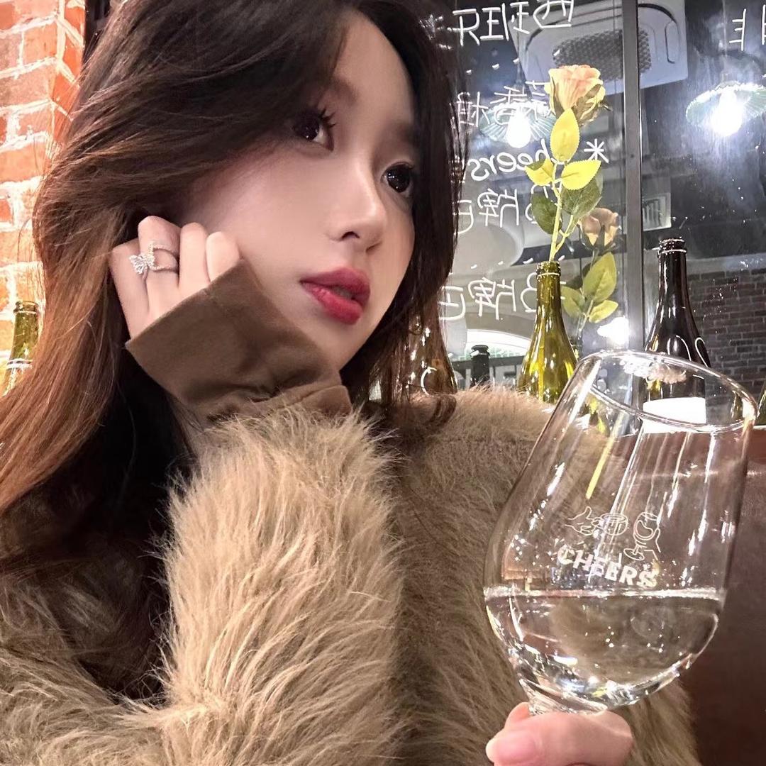 姿珂莱立轻元美妆专卖店授权号