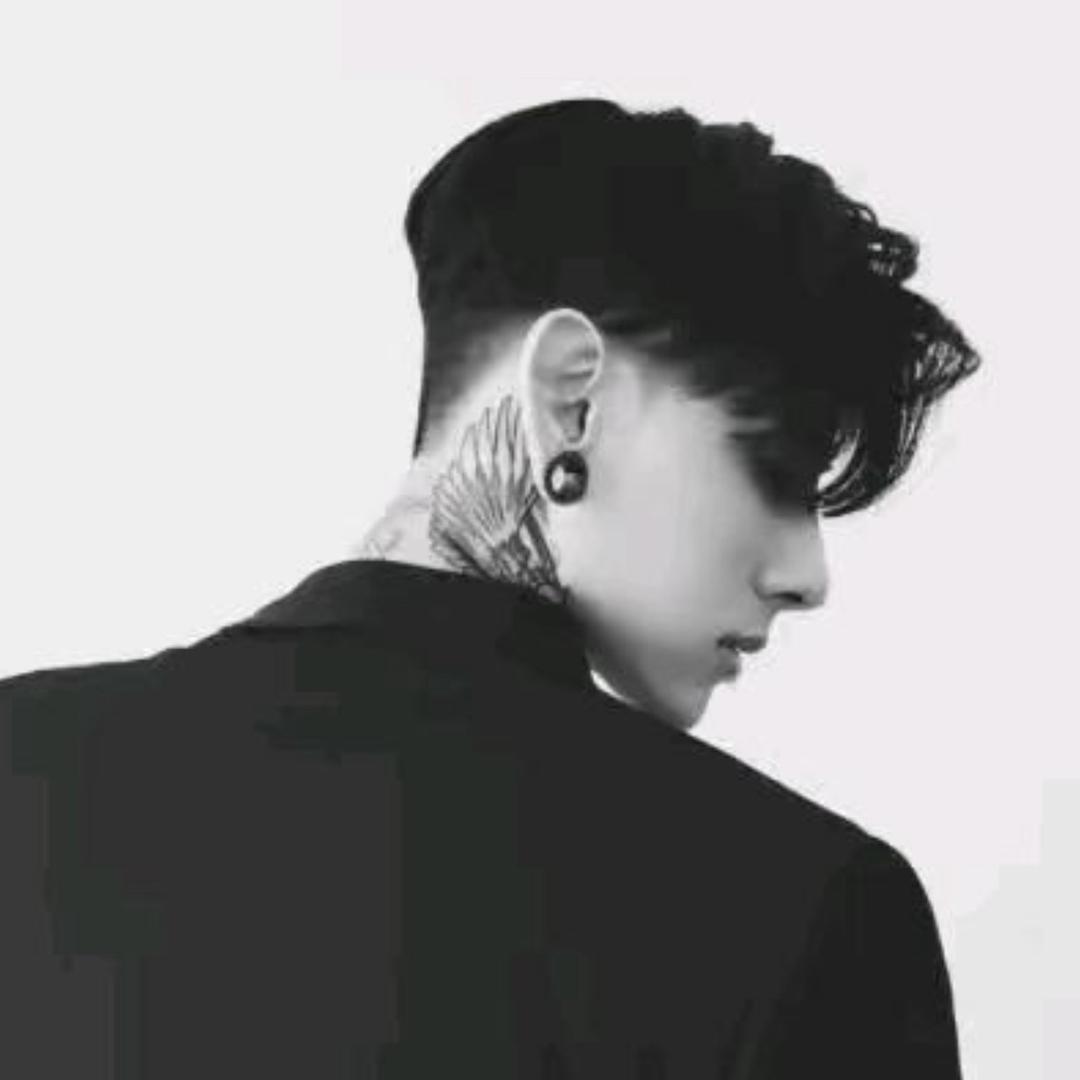 𝓠.大王