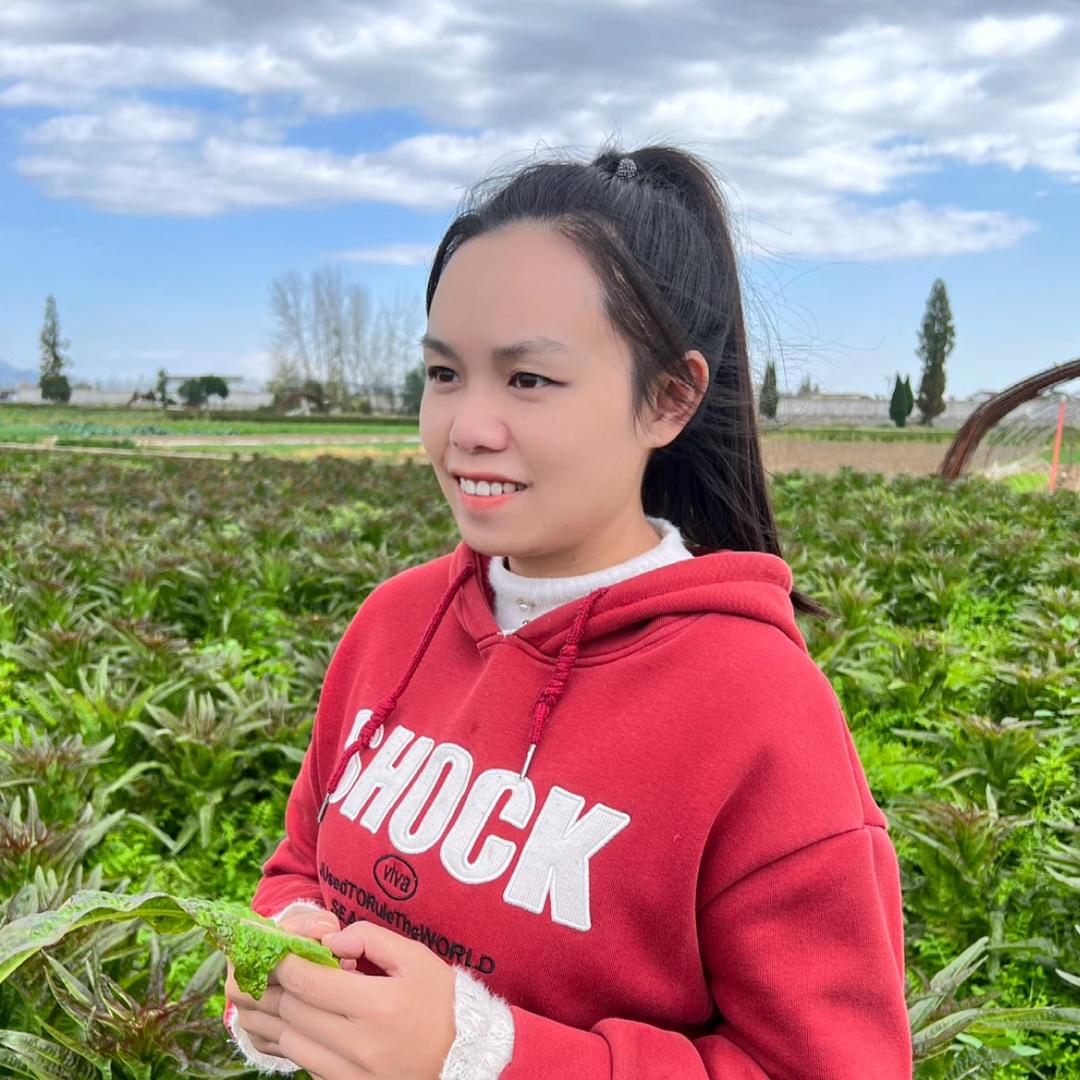红红一家👩🏻🌾